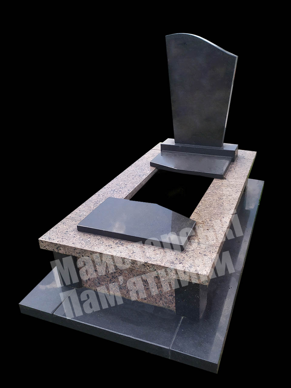 дитячий пам'ятник з новоданилівського граніту