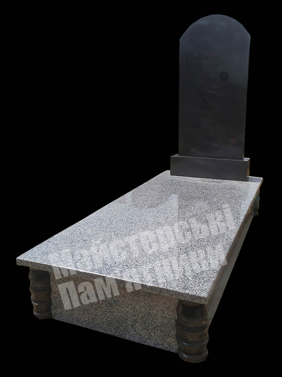 закритий пам'ятник одинарний, покостовський граніт, без нижньої плити