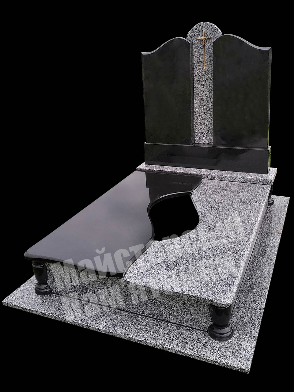 подвійний надгробок, покостовський граніт, з отвором у надмогильній плиті